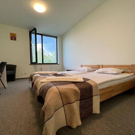 Ucu Inn - Кімнати Для Гостей Lviv Eksteriør billede