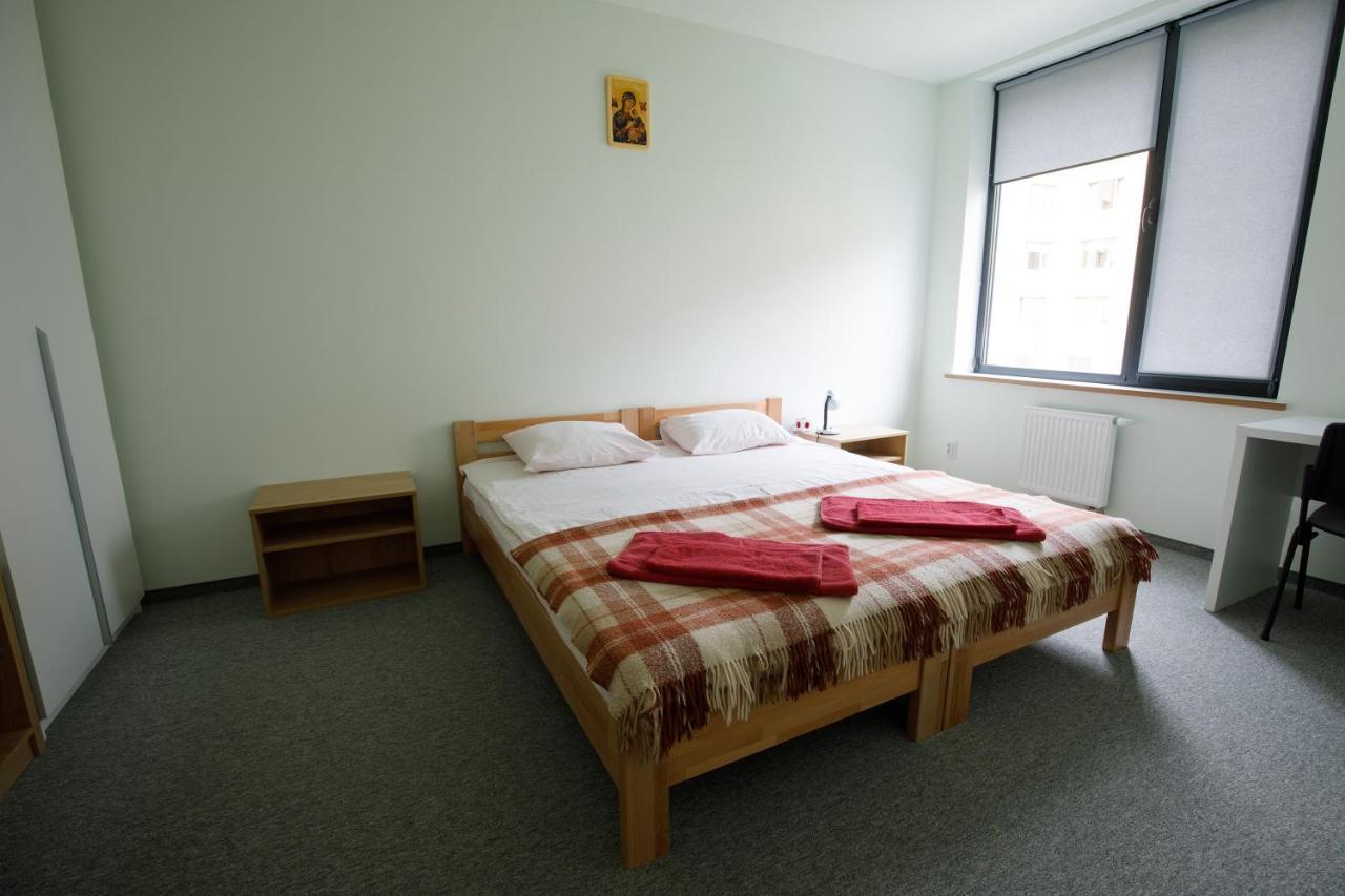 Ucu Inn - Кімнати Для Гостей Lviv Eksteriør billede