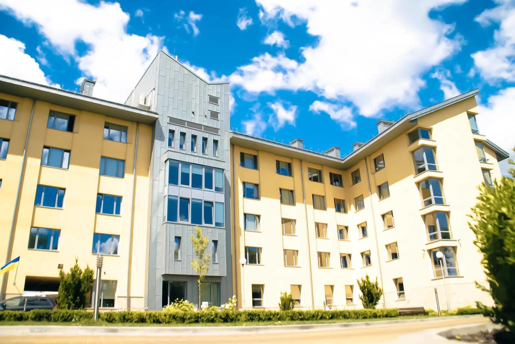 Ucu Inn - Кімнати Для Гостей Lviv Eksteriør billede