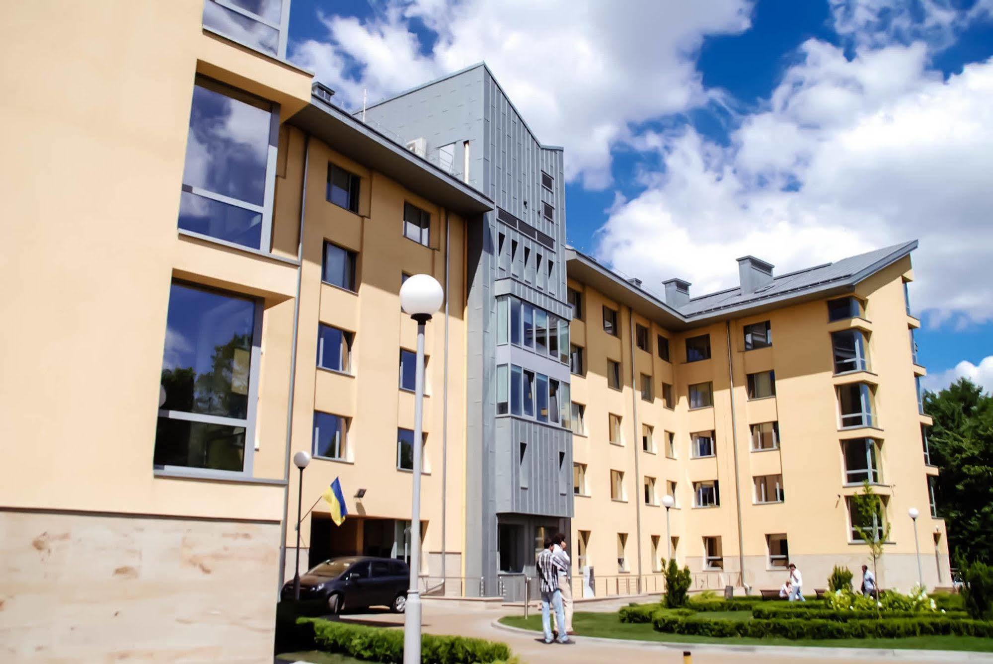 Ucu Inn - Кімнати Для Гостей Lviv Eksteriør billede